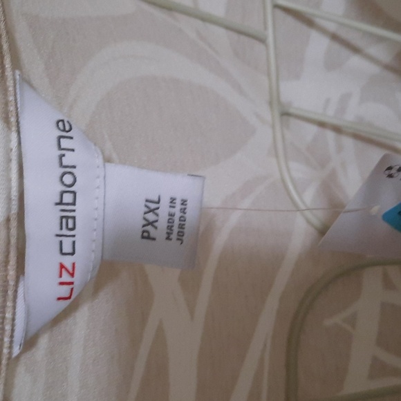 Liz Claiborne White and Brown Graphic Polo Blouse - Picture 2 of 6